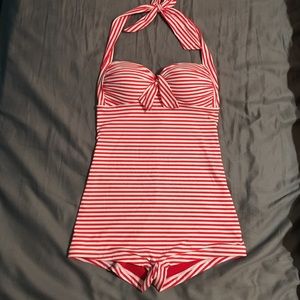 Super cute pin up style swim suit